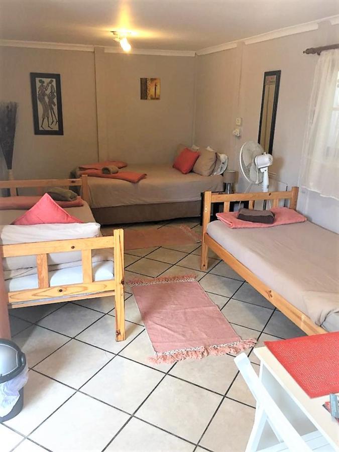 Keedols Inn & Backpackers Книсна Екстериор снимка
