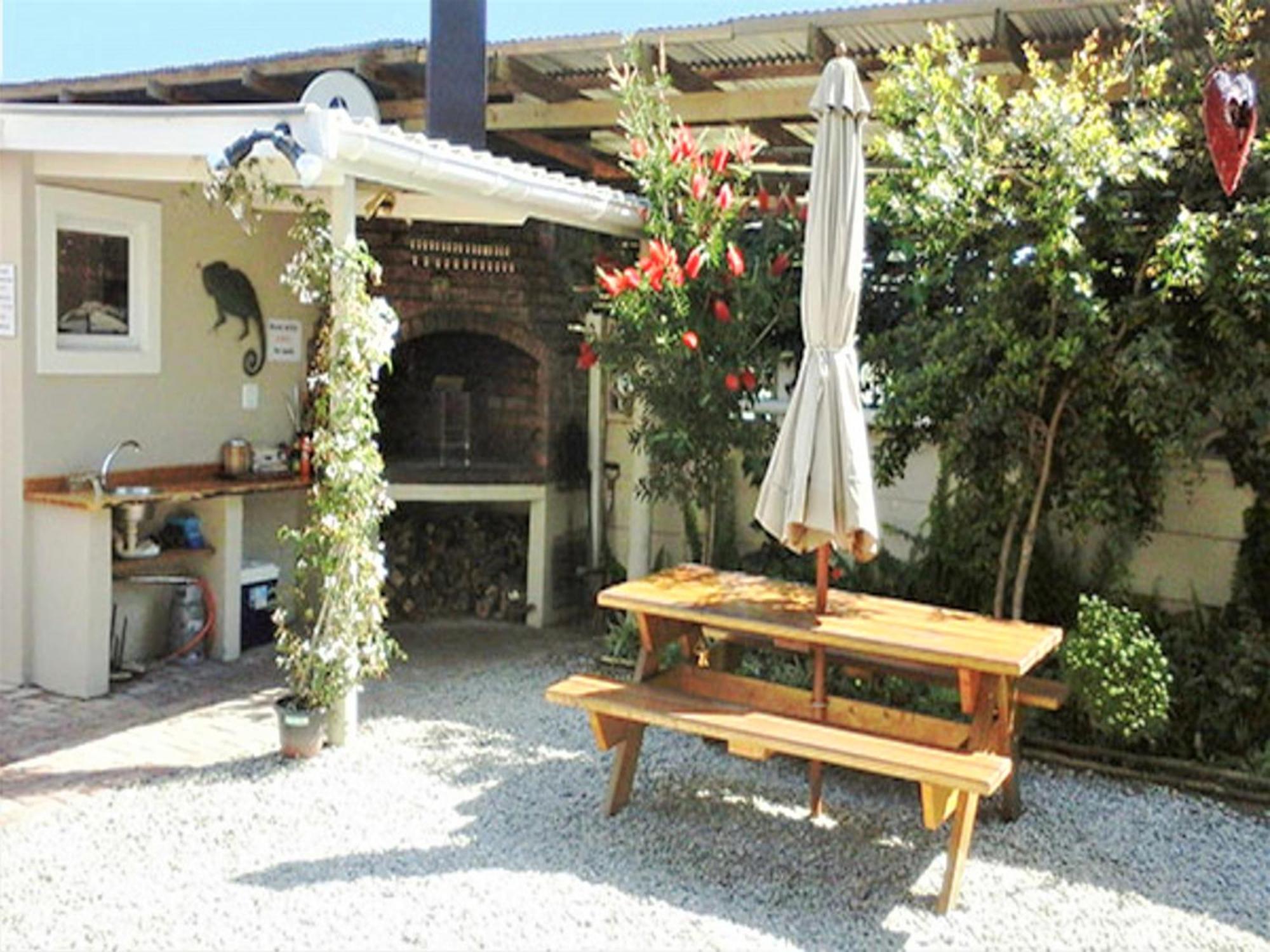Keedols Inn & Backpackers Книсна Екстериор снимка