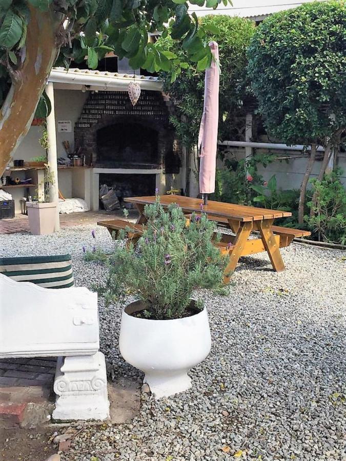 Keedols Inn & Backpackers Книсна Екстериор снимка