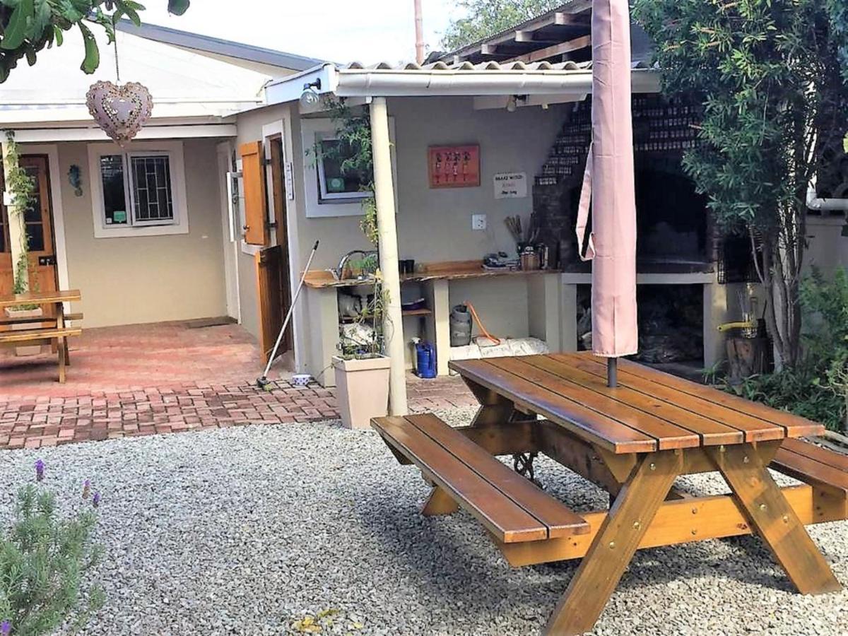 Keedols Inn & Backpackers Книсна Екстериор снимка